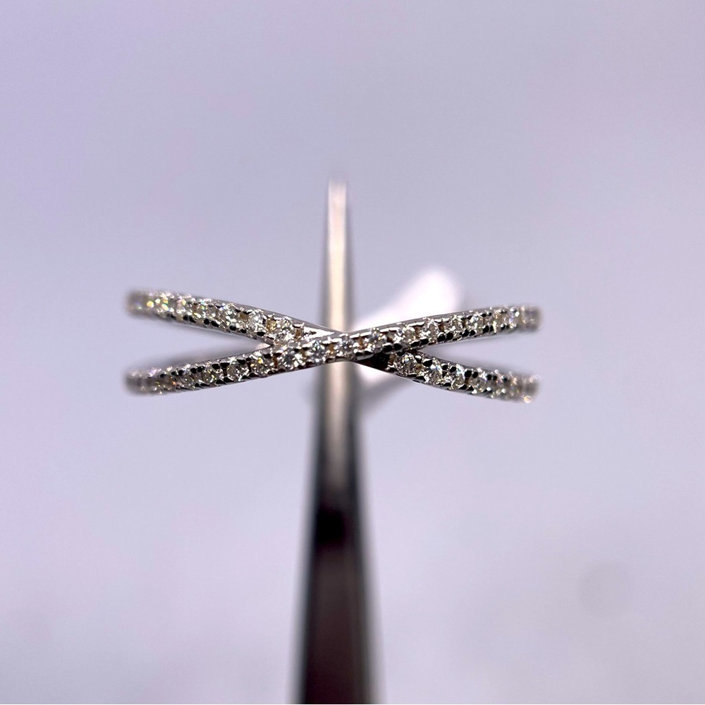 Unique Criss Cross Moissanite Band Ring, 1 Carat Size 5